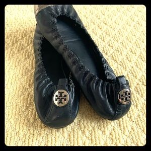 Tory Burch Black and Silver Flats